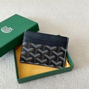 Goyard Black and White Patterned Card Holder